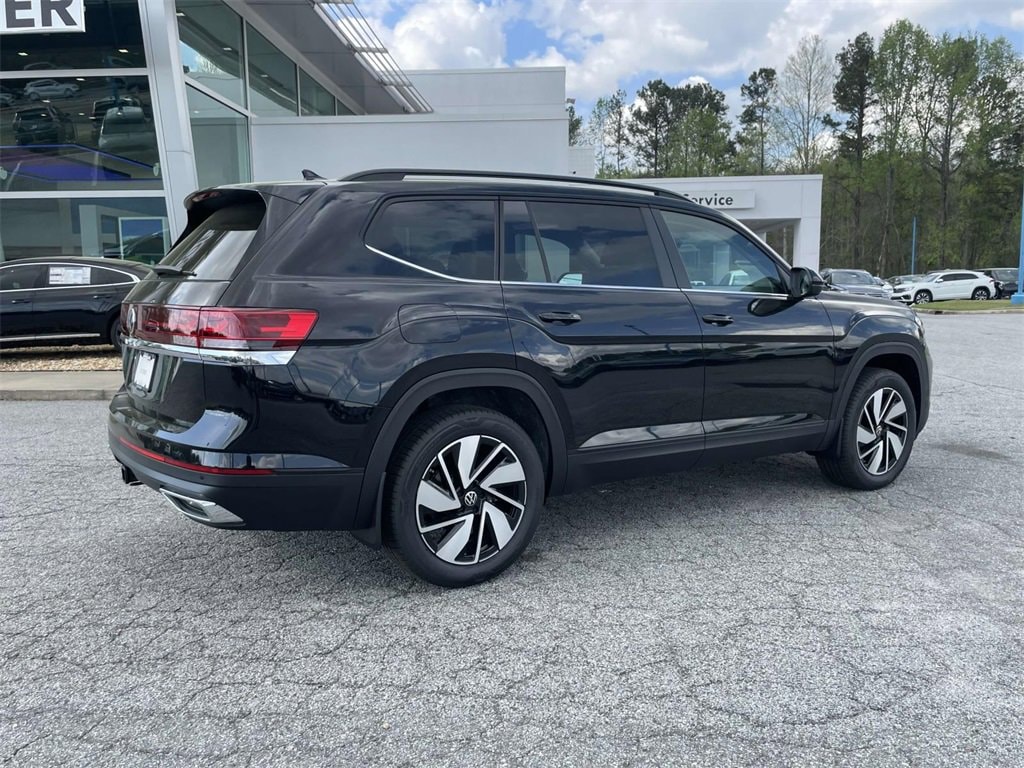 New 2025 Volkswagen Atlas 2.0T SE w/Technology 2.0T SE w/Technology FWD
