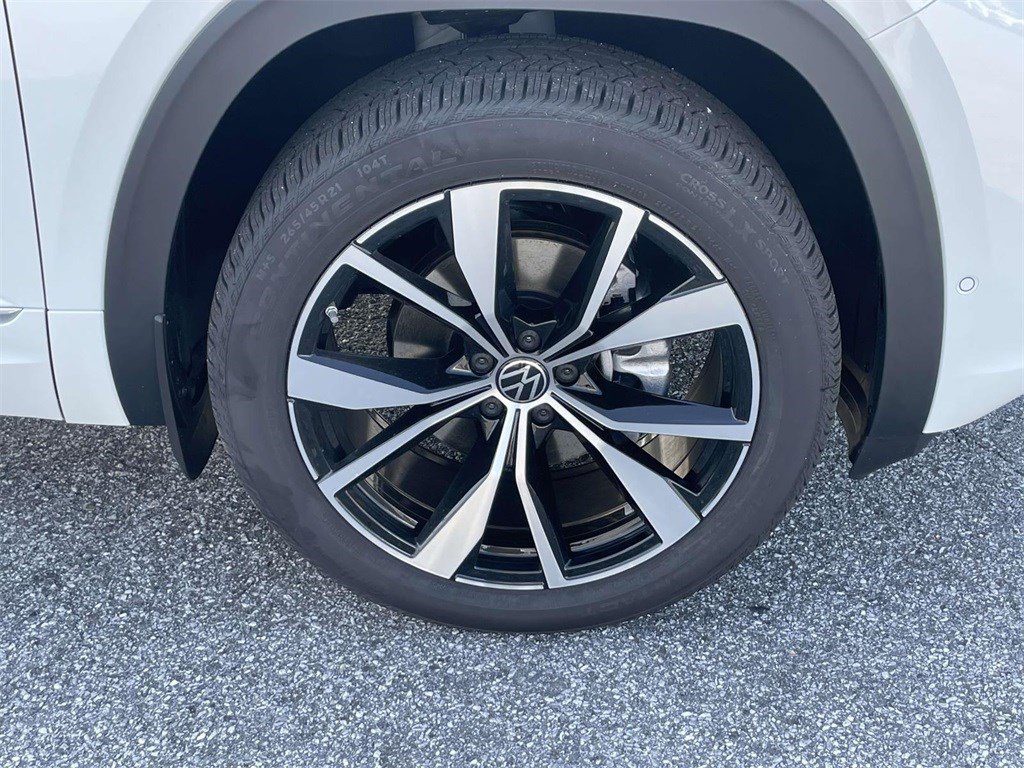 2025 Volkswagen Atlas SEL Premium R-Line - Photo 12