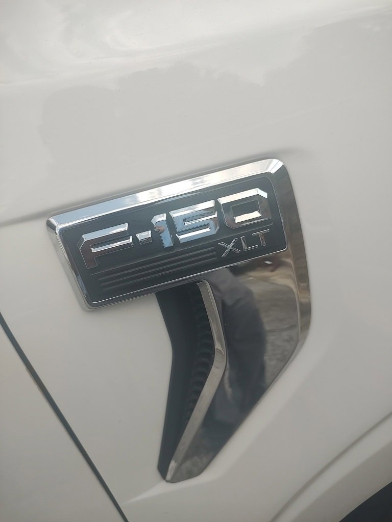 2023 Ford F-150 XLT photo 4