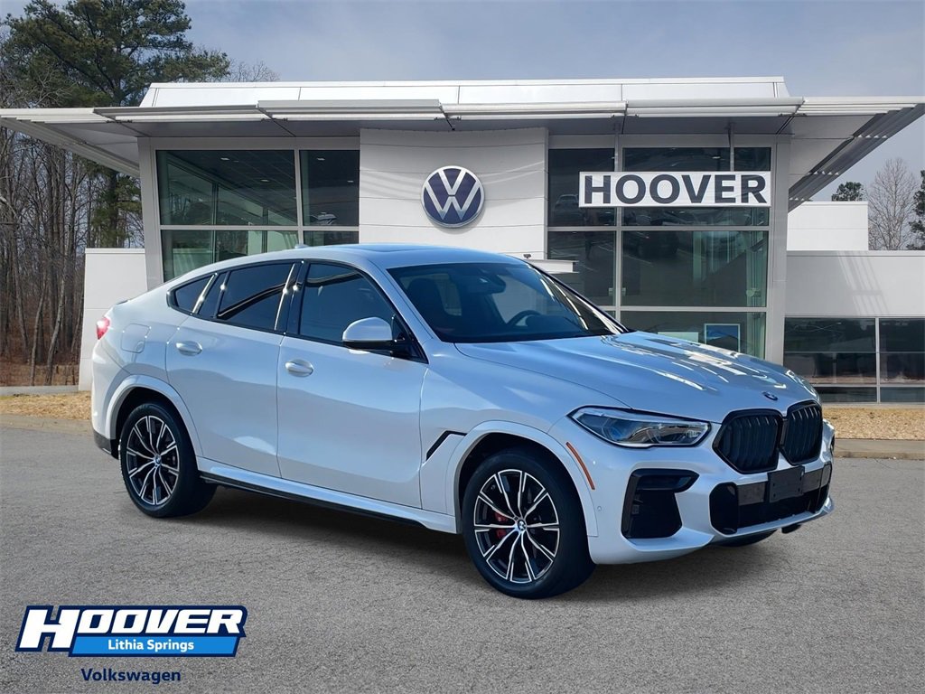 2022 BMW X6 40i's photo