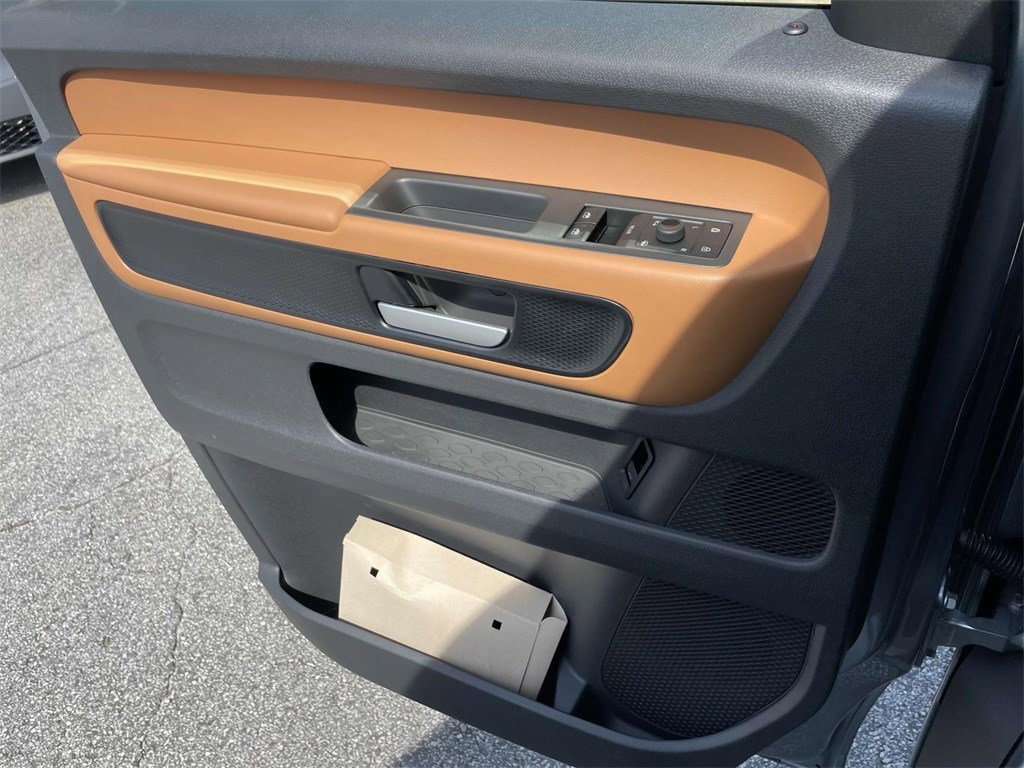 2025 Volkswagen ID. Buzz PRO S - Photo 18
