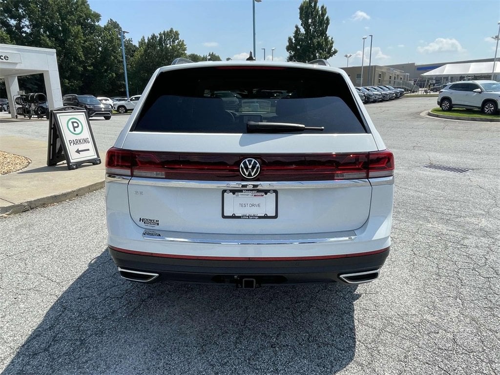 New 2025 Volkswagen Atlas 2.0T SE w/Technology 2.0T SE w/Technology FWD