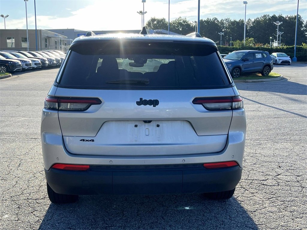 2023 Jeep Grand Cherokee Altitude photo 4