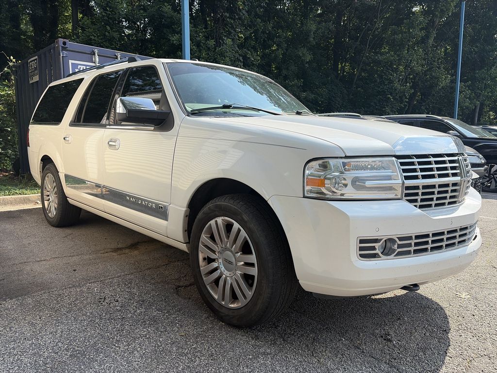 2014 Lincoln Navigator 4x2 L's photo