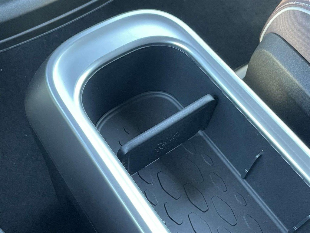 2025 Volkswagen ID. Buzz PRO S - Photo 32