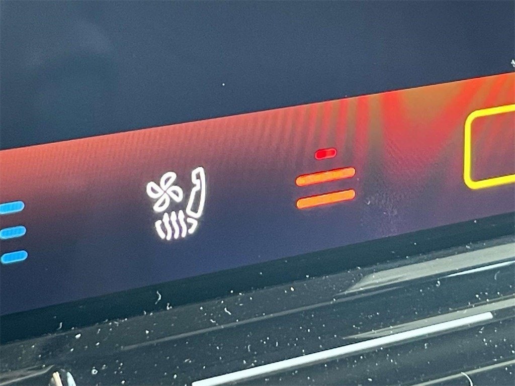 2025 Volkswagen ID. Buzz PRO S - Photo 30