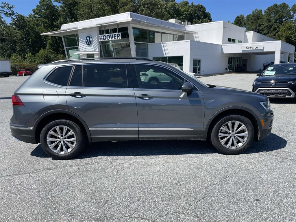 2018 Volkswagen Tiguan SE photo 2