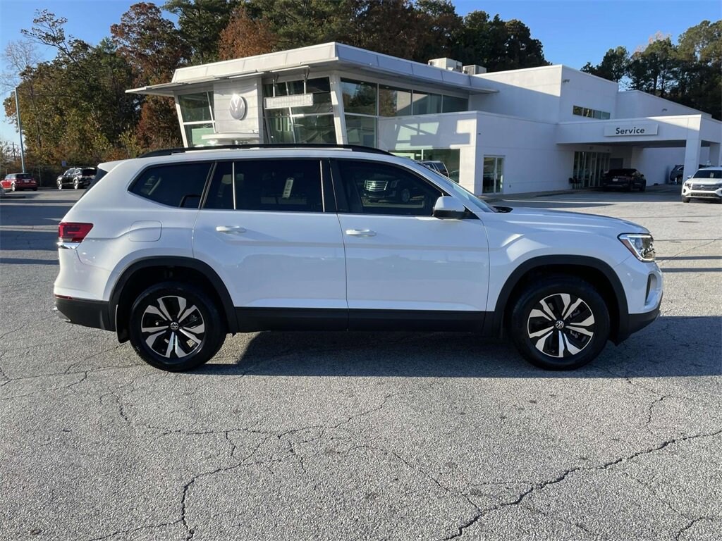 Certified 2025 Volkswagen Atlas 2.0T SE 2.0T SE FWD