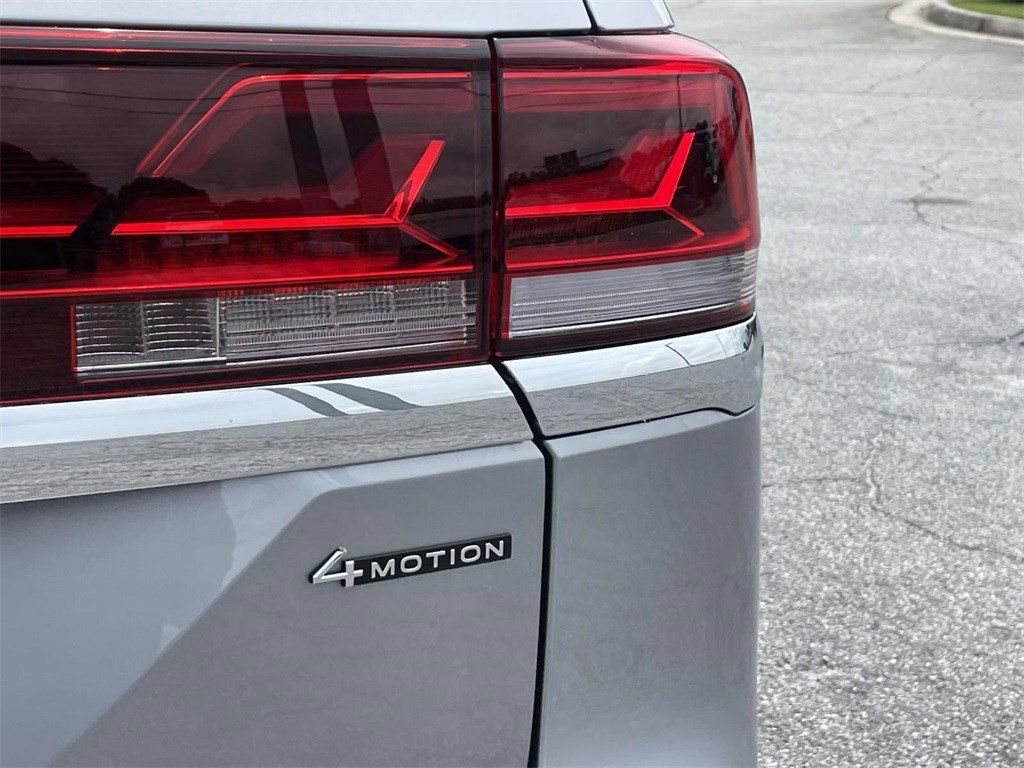 2025 Volkswagen Atlas SEL - Photo 14