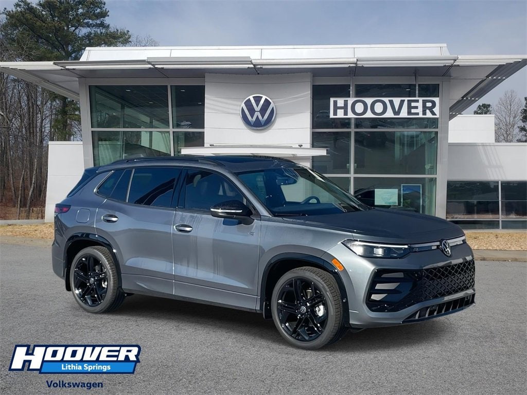 New 2026 Volkswagen Tiguan SE R-Line Black 2.0T SE R-Line Black FWD