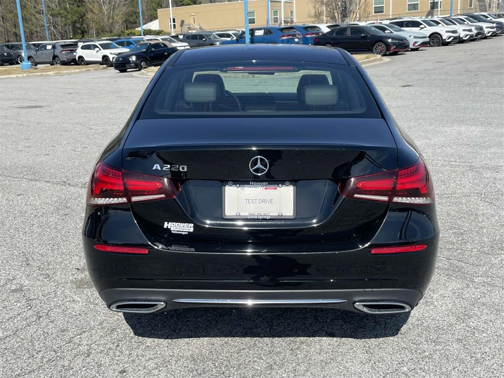 2022 Mercedes Benz A 220 photo 2
