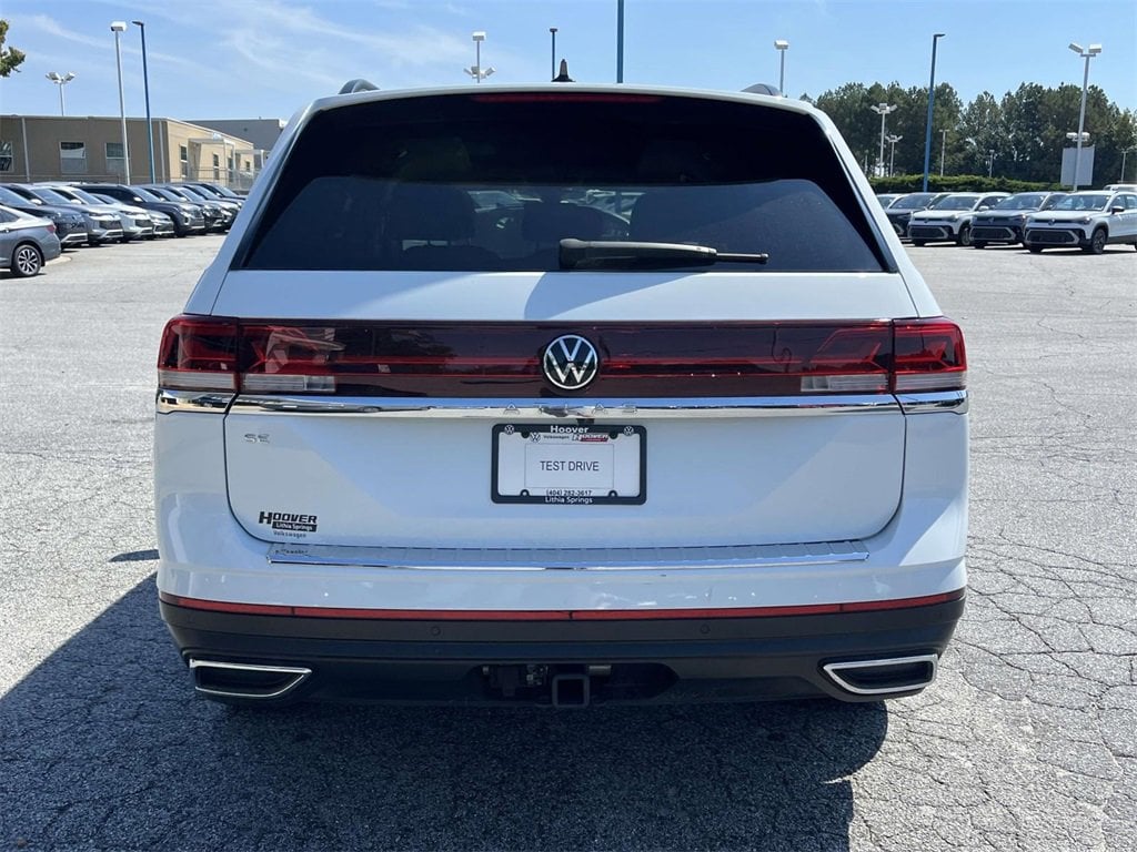 Used 2024 Volkswagen Atlas 2.0T SE w/Technology 2.0T SE w/Technology FWD