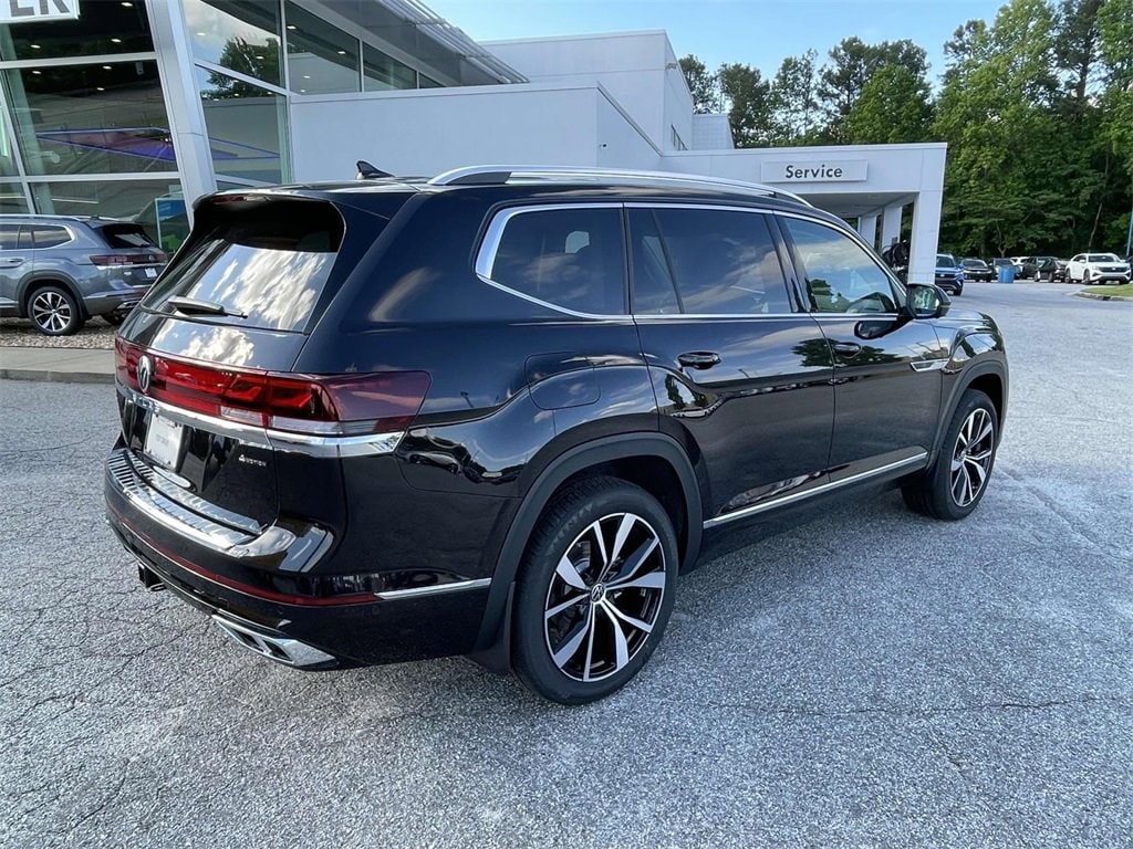 New 2025 Volkswagen Atlas 2.0T SEL Premium R-Line 2.0T SEL Premium R-Line 4MOTION