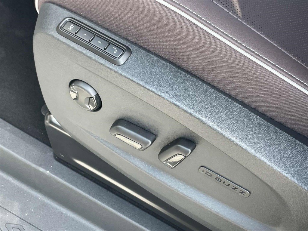 2025 Volkswagen ID. Buzz PRO S - Photo 24