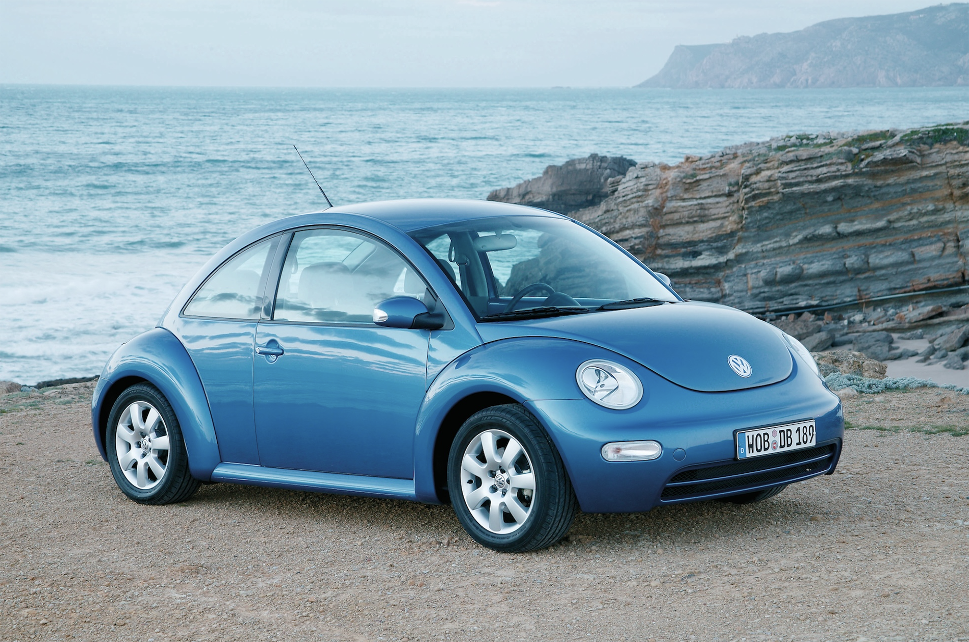 Volkswagen_Beetle_.png