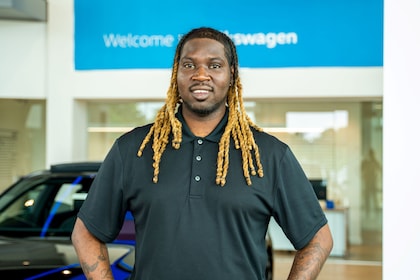 Staff member Quise Hendericks from ID_f9ae8d301979