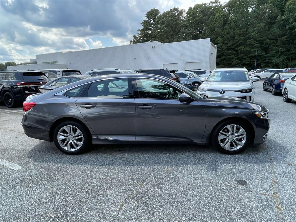 2019 Honda Accord LX 1.5T photo 4