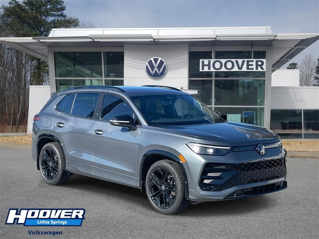 New 2026 Volkswagen Tiguan SE R-Line Black 2.0T SE R-Line Black FWD