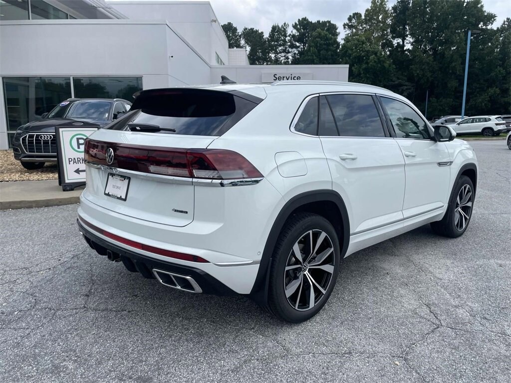 New 2025 Volkswagen Atlas Cross Sport 2.0T SEL Premium R-Line 2.0T SEL Premium R-Line 4MOTION