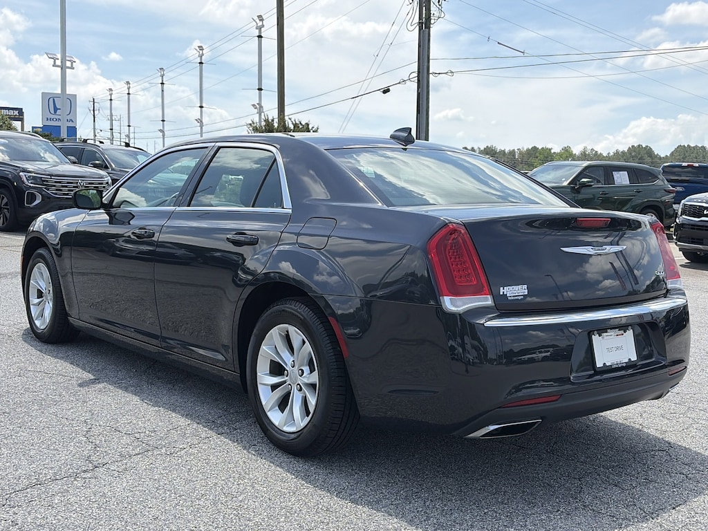 Used 2016 Chrysler 300 Limited Sedan
