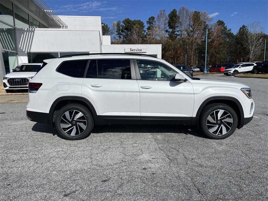 New 2026 Volkswagen Atlas 2.0T SE w/Technology 2.0T SE w/Technology FWD