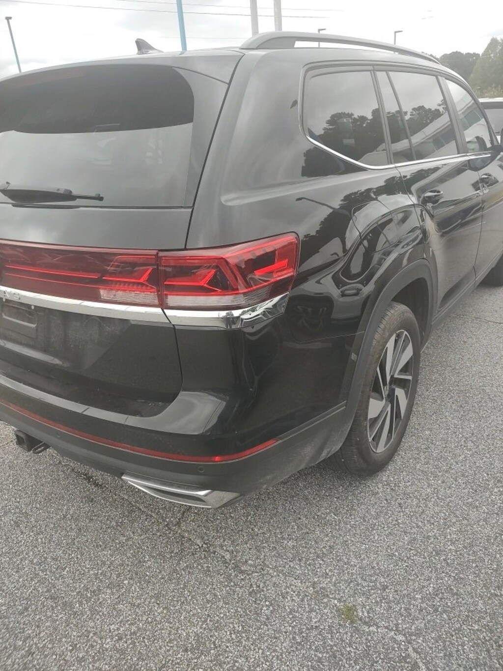 Used 2024 Volkswagen Atlas 2.0T SE w/Technology 2.0T SE w/Technology FWD