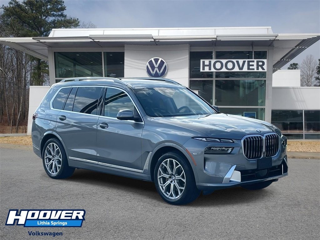 2025 BMW X7 40i's photo