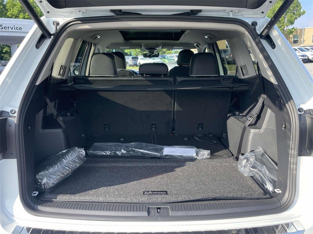2025 Volkswagen Atlas SEL Premium R-Line - Photo 15