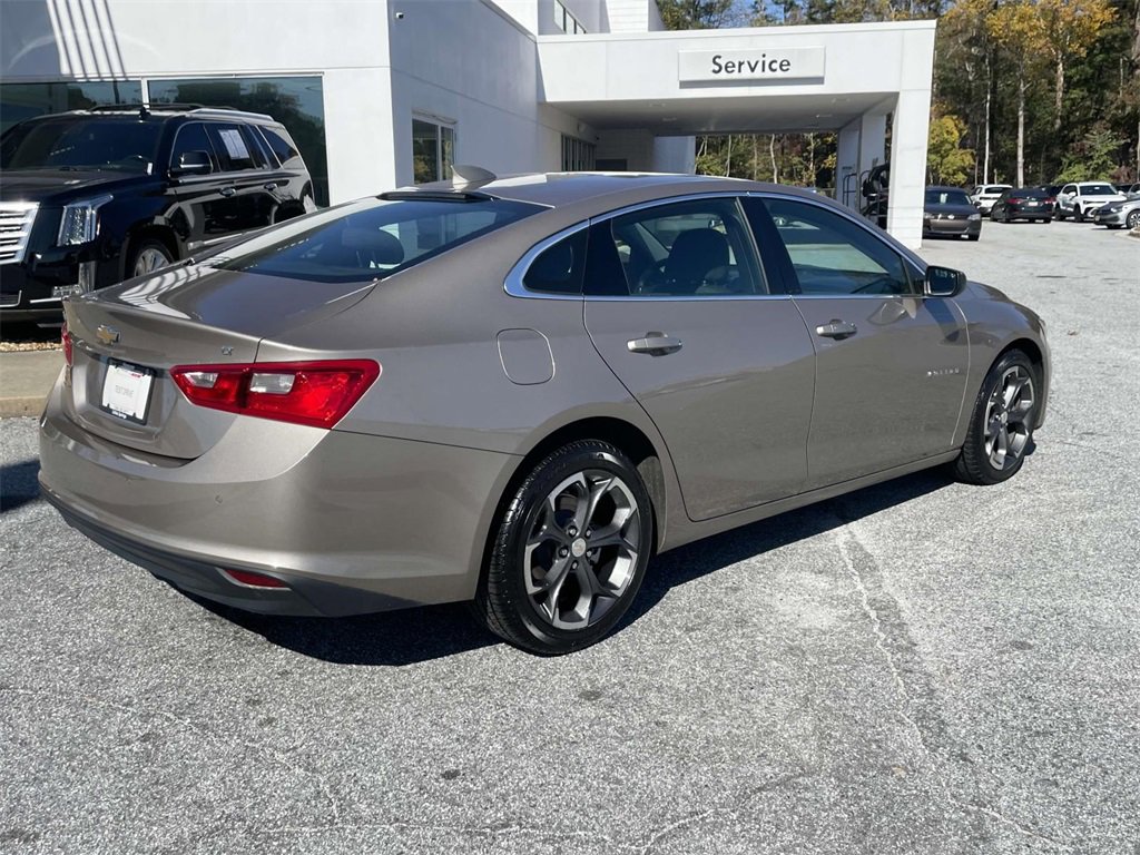 2024 Chevrolet Malibu 1LT photo 3
