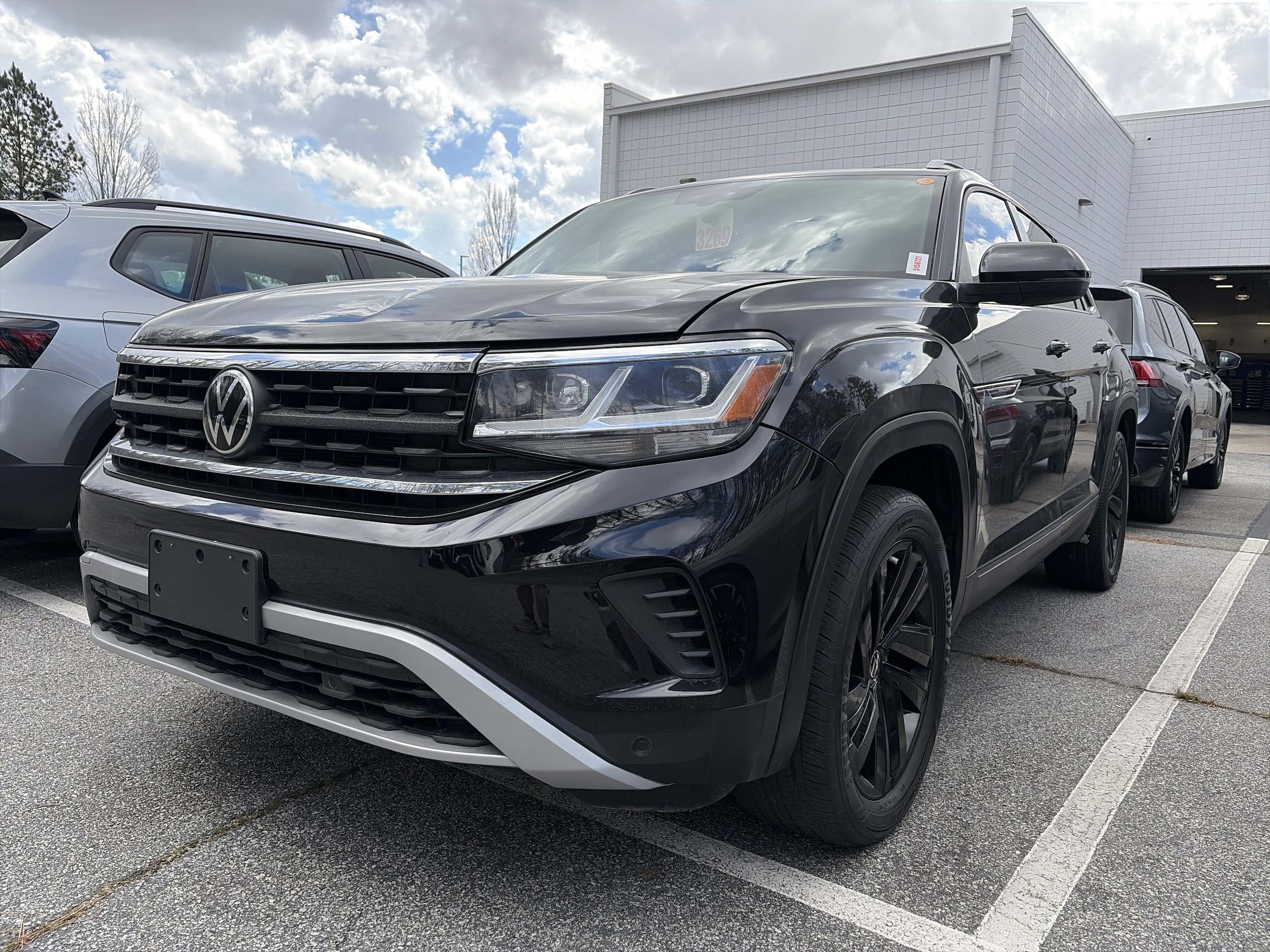 2022 Volkswagen Atlas Cross Sport SE w/Tech