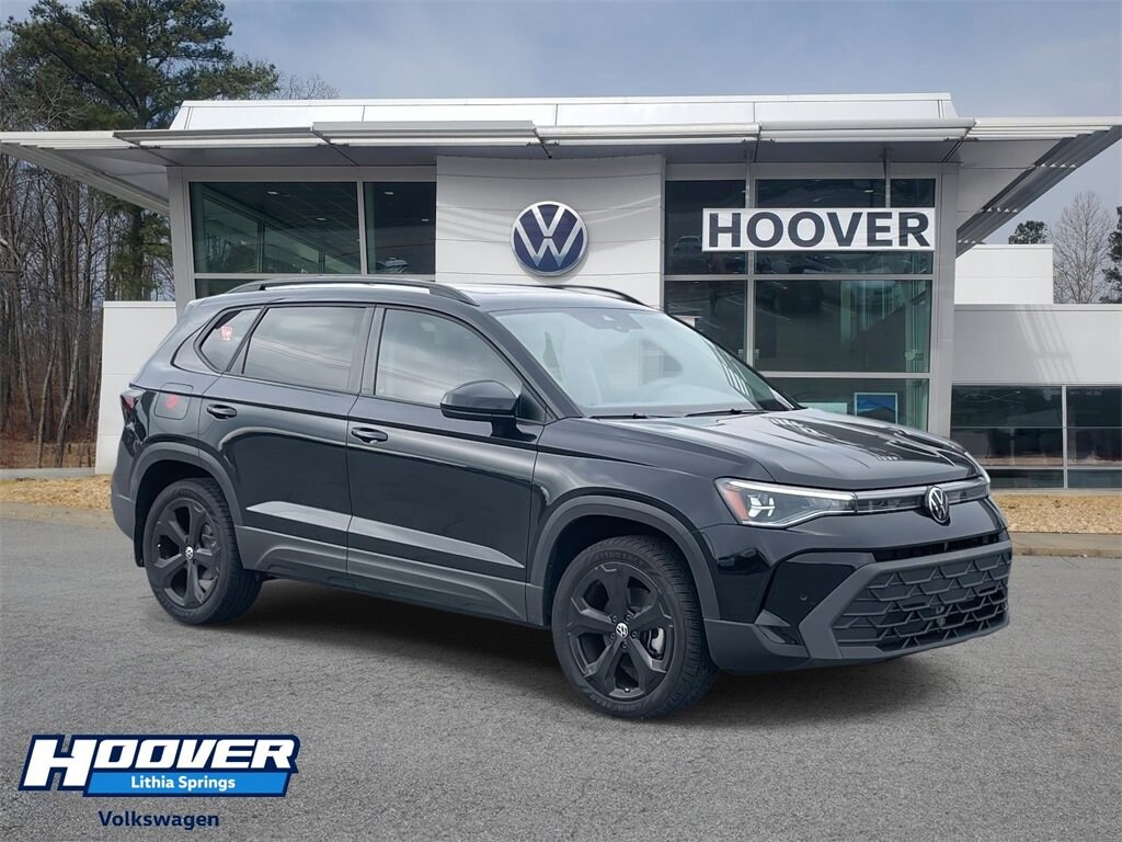 Used 2025 Volkswagen Taos SE Black SE Black 4MOTION