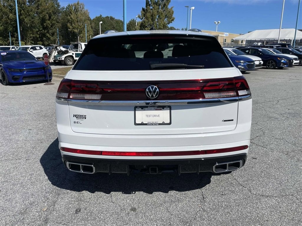 New 2026 Volkswagen Atlas Cross Sport 2.0T SEL Premium R-Line 2.0T SEL Premium R-Line 4MOTION