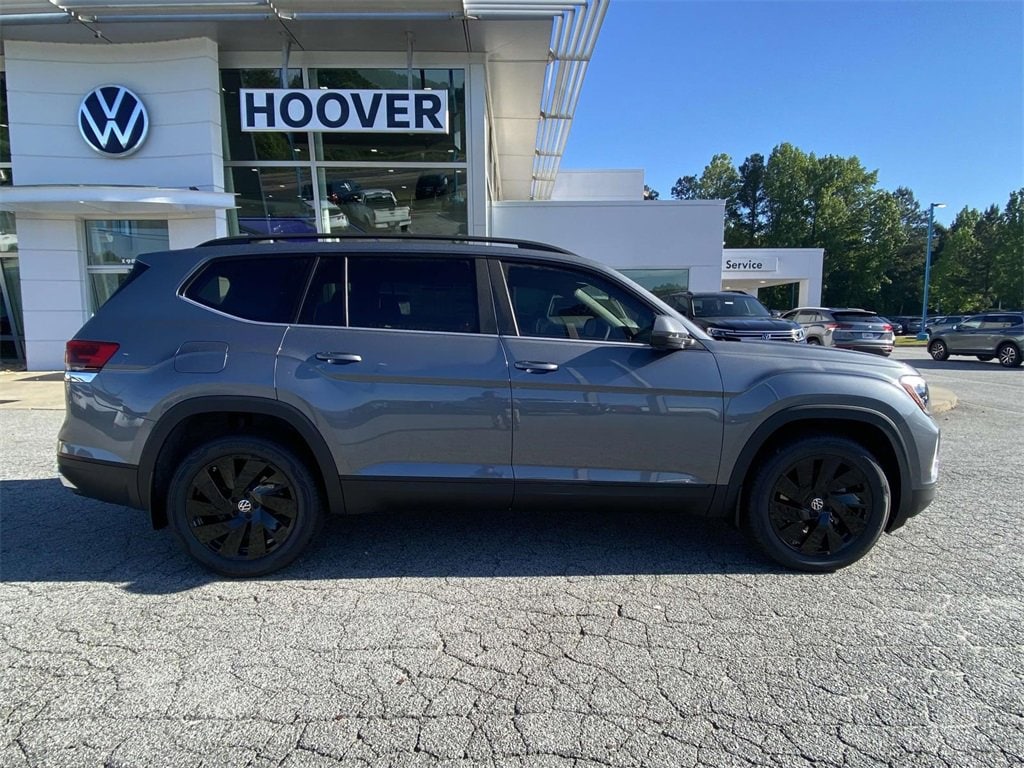 New 2024 Volkswagen Atlas 2.0T SE w/Technology 2.0T SE w/Technology 4MOTION