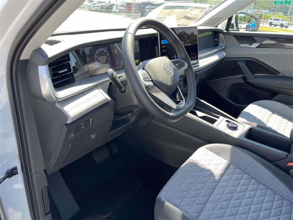 2025 Volkswagen Tiguan S - Photo 17