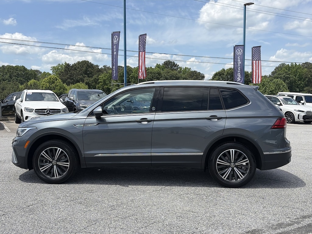 Used 2024 Volkswagen Tiguan Wolfsburg Edition 2.0T Wolfsburg Edition 4MOTION
