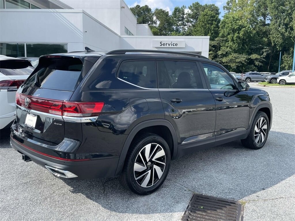 Used 2024 Volkswagen Atlas 2.0T SE w/Technology 2.0T SE w/Technology 4MOTION