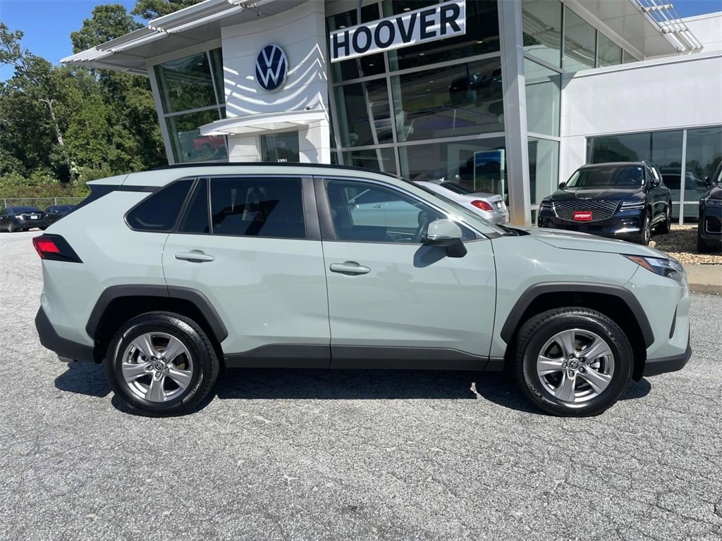 Used 2022 Toyota RAV4 XLE with VIN 2T3P1RFV4NW291852 for sale in Lithia Springs, GA