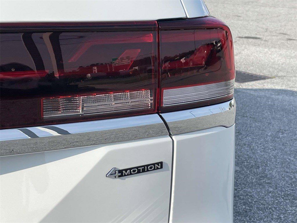 2025 Volkswagen Atlas SEL Premium R-Line - Photo 13