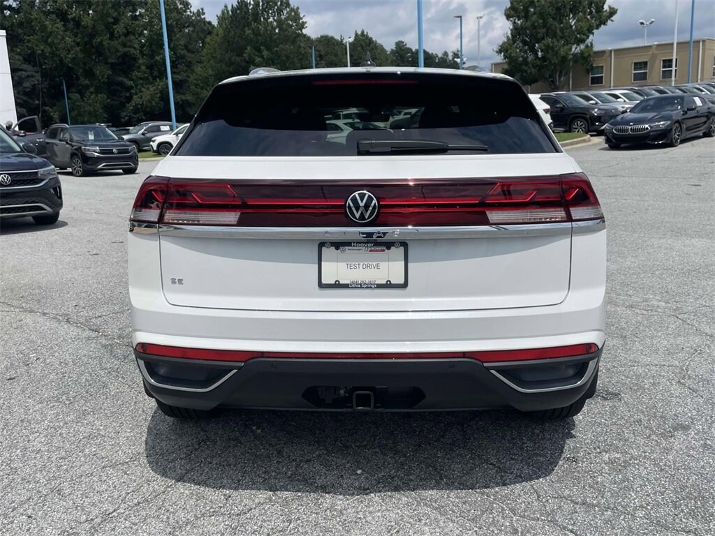 New 2026 Volkswagen Atlas Cross Sport 2.0T SE w/Technology 2.0T SE w/Technology FWD