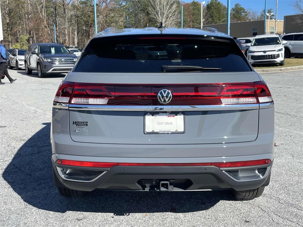 2025 Volkswagen Atlas Cross Sport SE photo 4