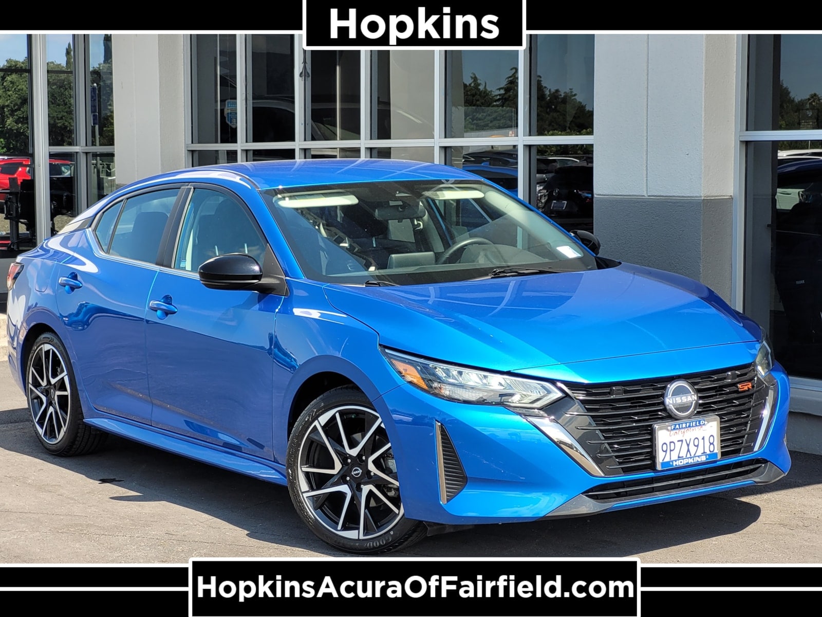 2024 Nissan Sentra SR CVT's photo