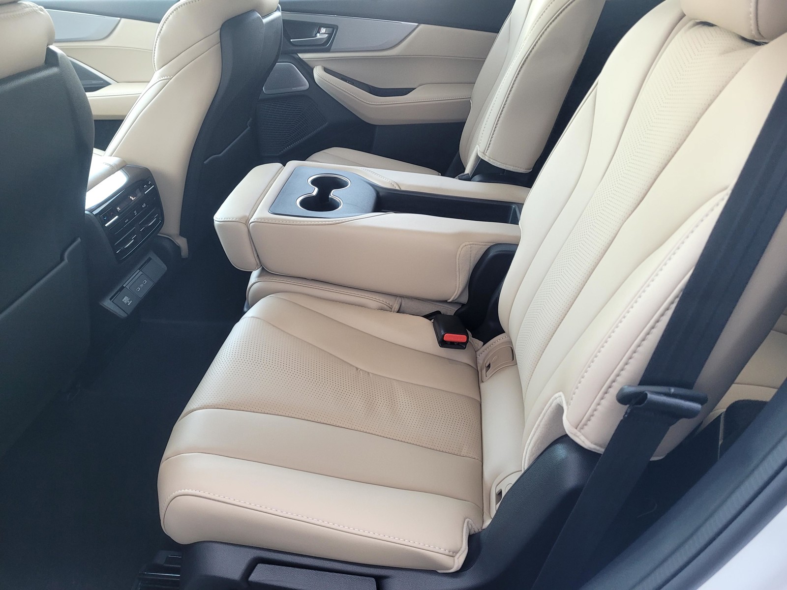 2026 Acura MDX Technology Package - Photo 6