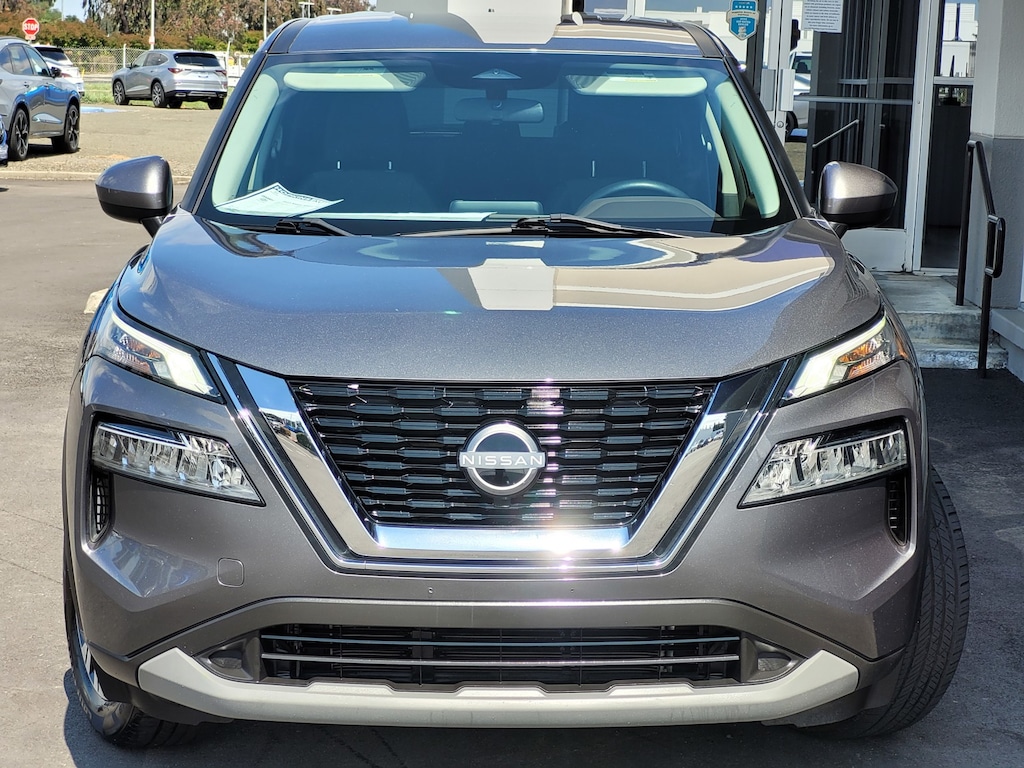 Used 2023 Nissan Rogue SV SUV