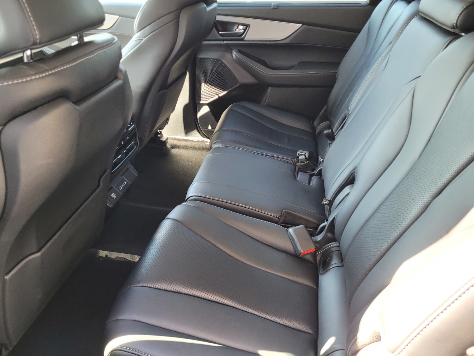 2023 Acura MDX Technology photo 3