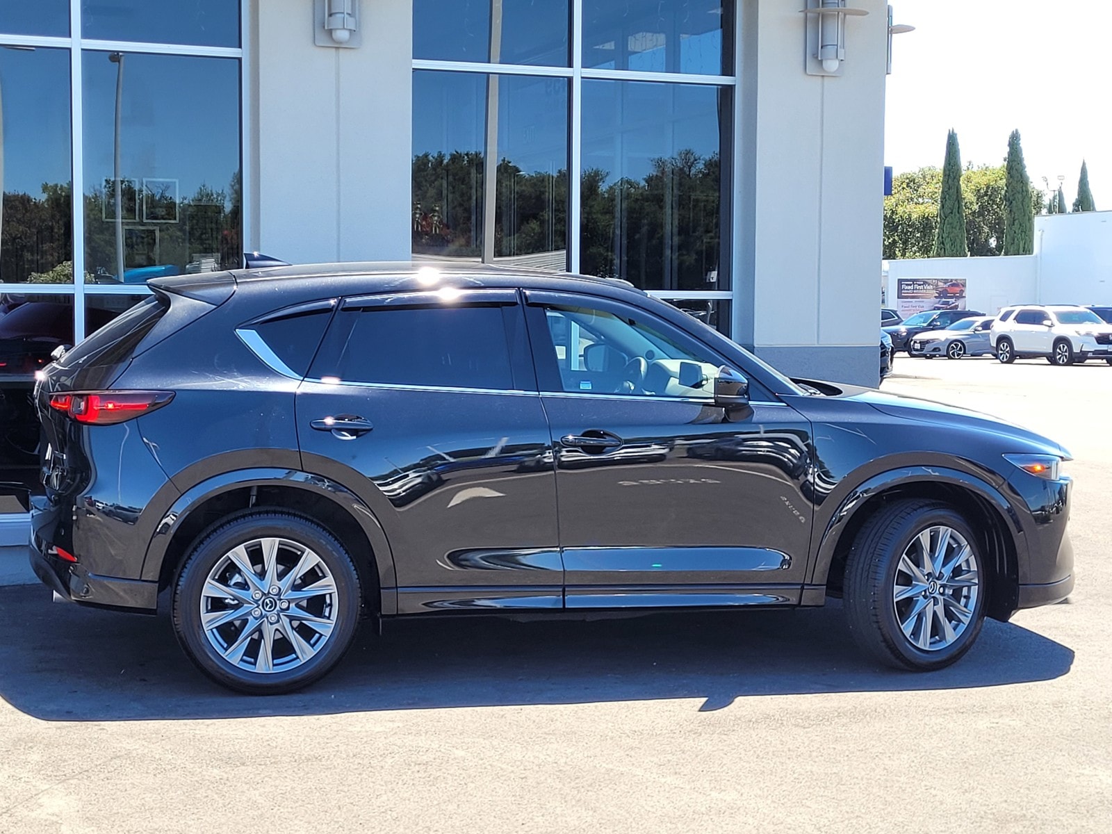 2025 Mazda CX-5 S Premium Plus package - Photo 4