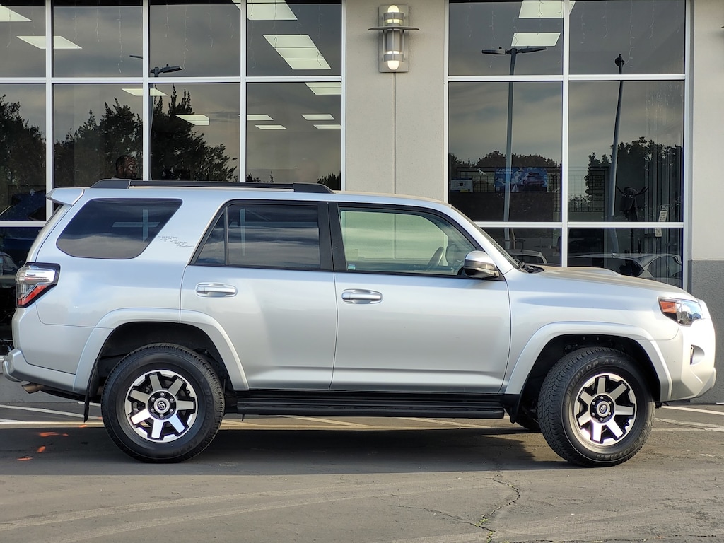 Used 2024 Toyota 4Runner TRD Off-Road SUV