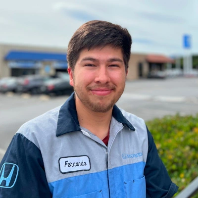 Staff member Fernando Medina from ID_f82f4a5fd053