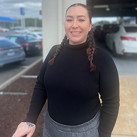 Staff member Shari Ramirez from ID_f82f4a5fd053