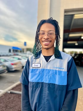 Staff member Javan Harris from ID_f82f4a5fd053