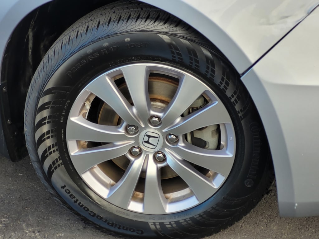 Used 2017 Honda Odyssey SE Minivan/Van